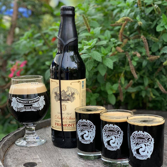 Fremont Brewing Bourbon Barrel Aged Dark Star (2020) Fremont Brewing Bourbon Barrel Aged Dark Star (2020)